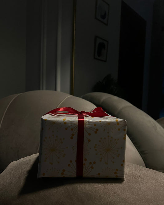 Gift wrapping to the courier box